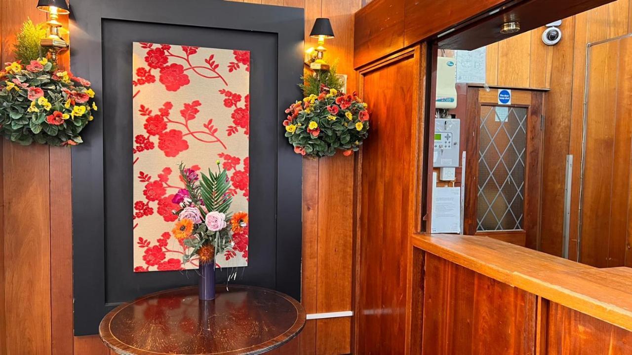 Gresham Hotel Bloomsbury London Ngoại thất bức ảnh
